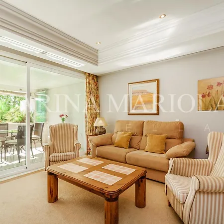 Marina Mariola * 马尔韦利亚