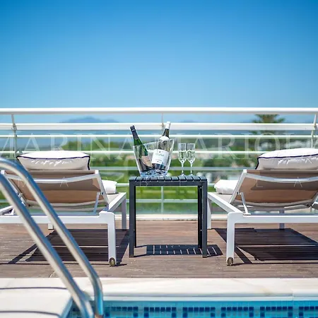 度假村 Marina Mariola *